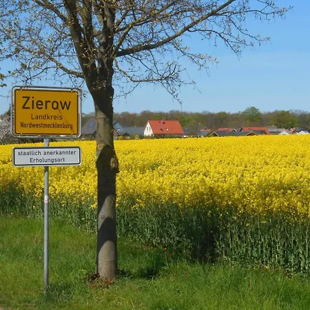 Апартаменты Daenisches An Der Ostse Циров